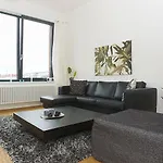 Spacious Studio Apartment Friedrichshain