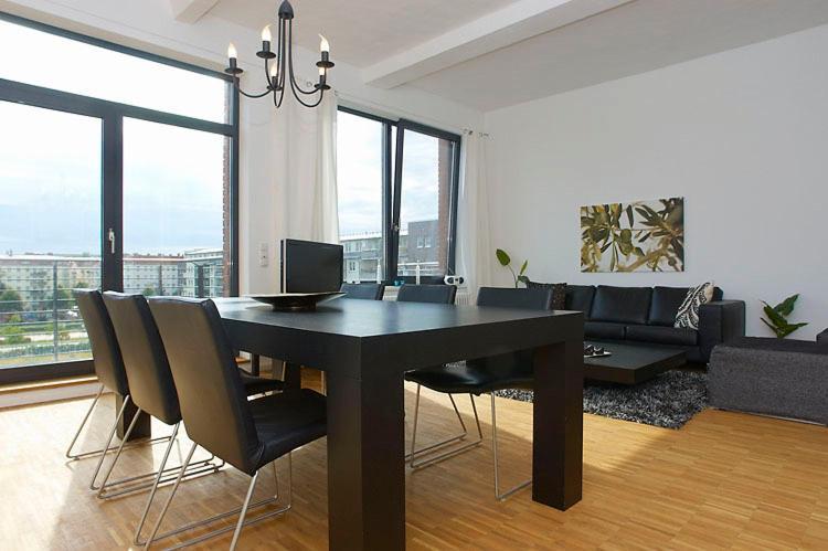Spacious Friedrichshain *